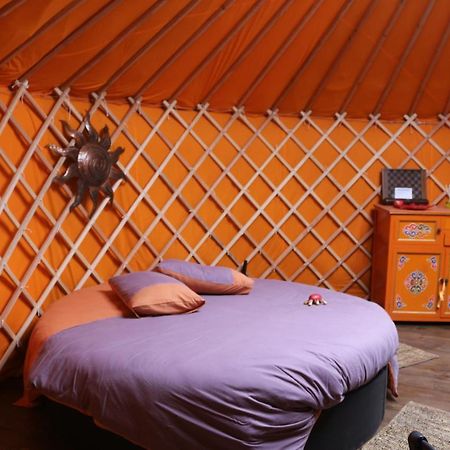 Yourtes Coccinelles Conchez-de-Bearn エクステリア 写真